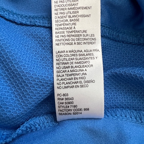 Izod Golf women’s 1/4 zip blue polo - size S - Picture 10 of 10